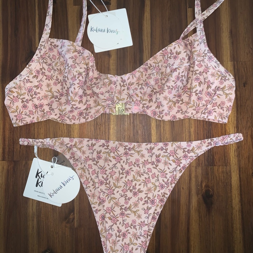 BNWT Kulani Kini Set